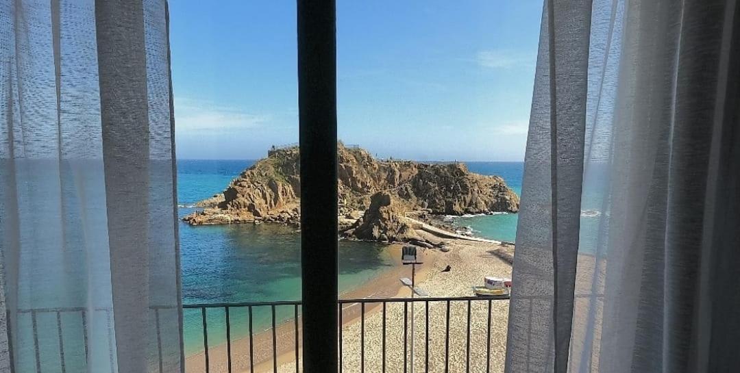 Hostal Sa Malica Blanes Exterior foto